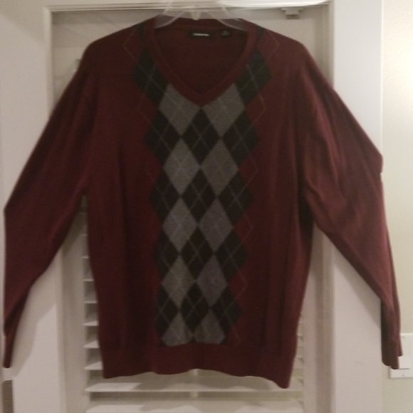Claiborne Vneck Argyle Sweater XXL